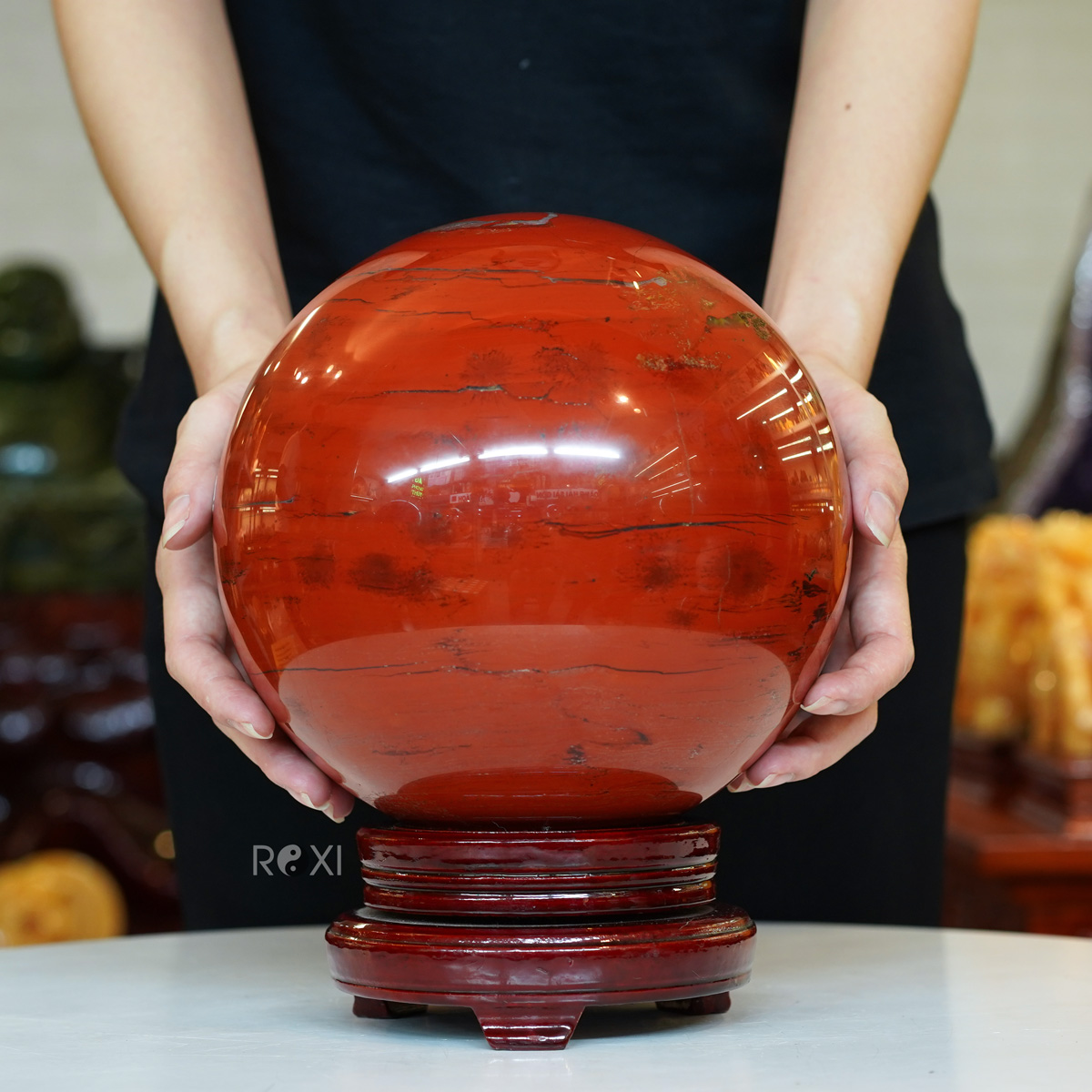 Quả cầu ngọc bích đỏ Jasper tự nhiên sắc đỏ nâu tại ROXI