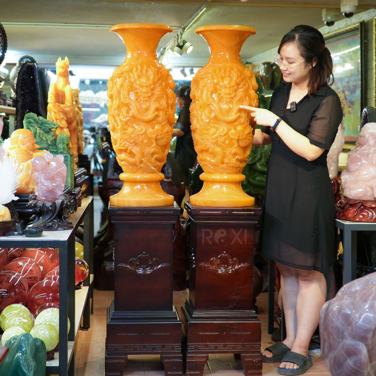 Bình hút lộc đá quý, lục bình đá thạch anh tự nhiên tại ROXI