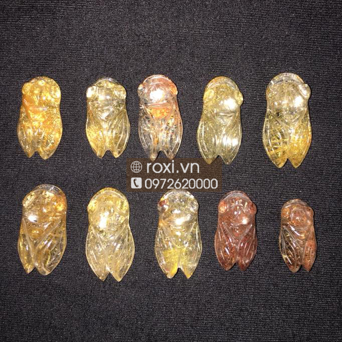 Mặt dây chuyền Ngọc Thiền ve sầu phong thủy tạc tay từ đá tự nhiên nguyên khối tại ROXI