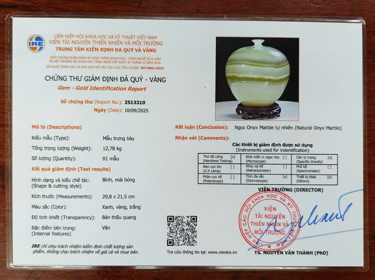 BÌNH HÚT LỘC NGỌC ONYX TỰ NHIÊN 20,8 * 21,5CM - BINH1505 (MẪU 1) BÌNH HÚT LỘC NGỌC ONYX TỰ NHIÊN 20,8 * 21,5CM - BINH1505 (MẪU 1)