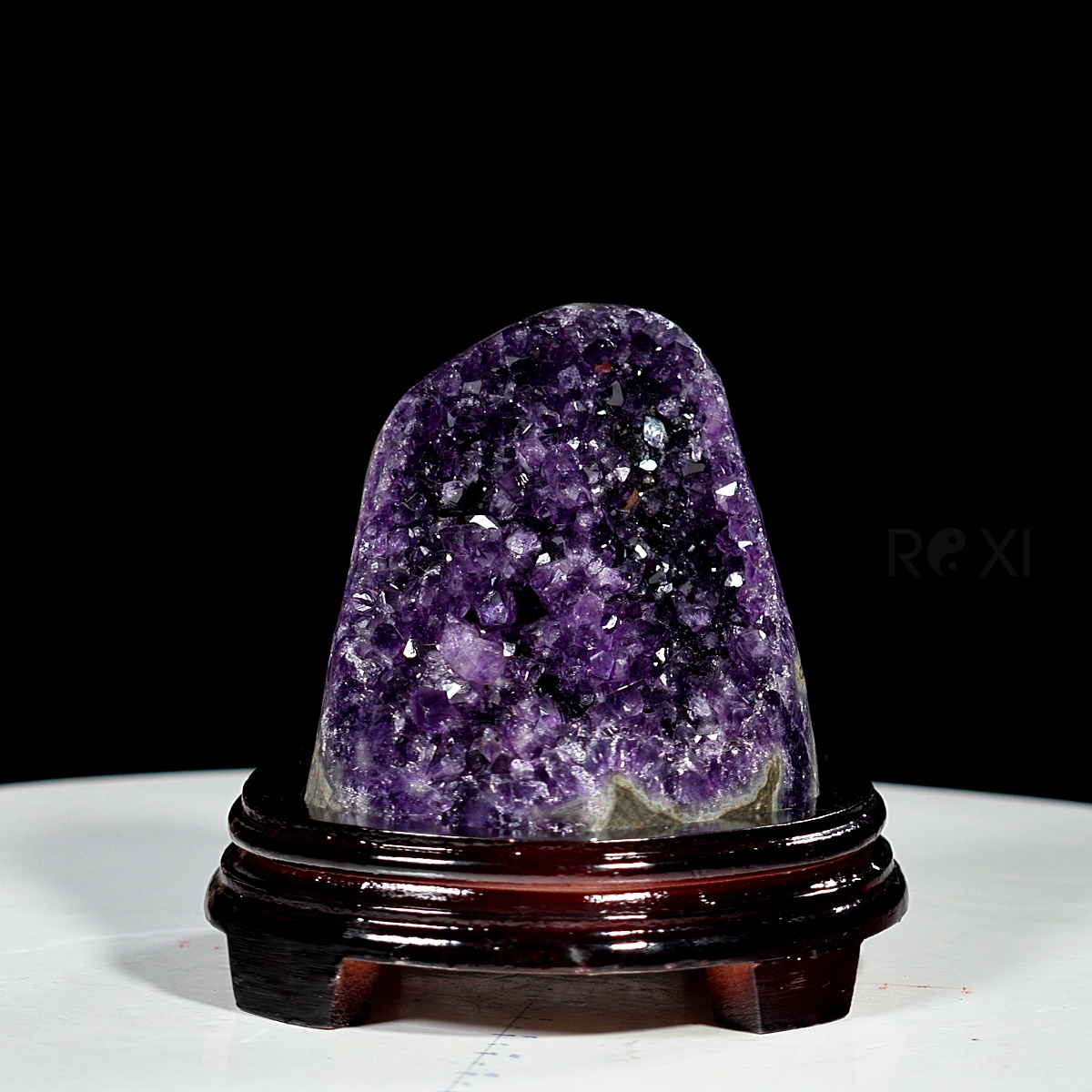 Hốc thạch anh tím 2,36kg Hốc thạch anh tím 2,36kg