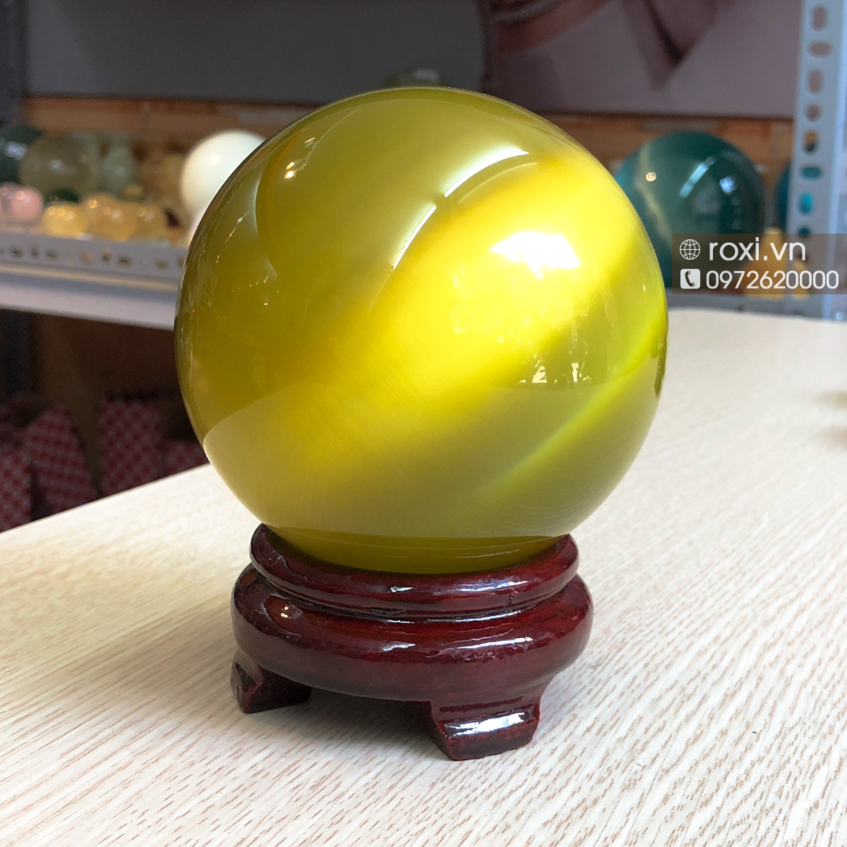 QUẢ CẦU PHONG THỦY MẮT MÈO VÀNG 1,3KG - 10CM