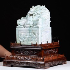 ẤN RỒNG NGỌC PHỈ THÚY 13,8KG - 23CM