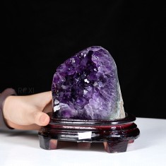 HỐC THẠCH ANH TÍM 1,55KG - 15CM