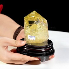 TRỤ ĐÁ THẠCH ANH VÀNG 0,63KG