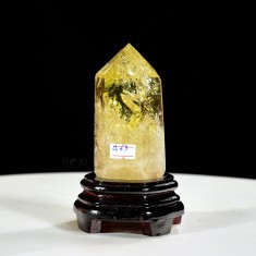 TRỤ ĐÁ THẠCH ANH VÀNG 0,63KG (MẪU 2)