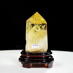 TRỤ ĐÁ THẠCH ANH VÀNG 0,74KG