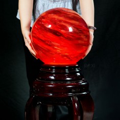 QUẢ CẦU ĐÁ OBSIDIAN ĐỎ 34,5KG - 21CM + ĐÔN XOAY CÓ ĐÈN