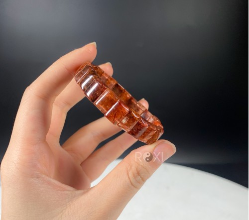 VÒNG TAY THẠCH ANH TÓC ĐỎ BẢN KHÚC (SIZE NHỎ)