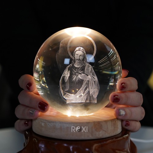 QUẢ CẦU PHALE KHẮC ĐỨC CHÚA JESUS + ĐẾ ĐÈN