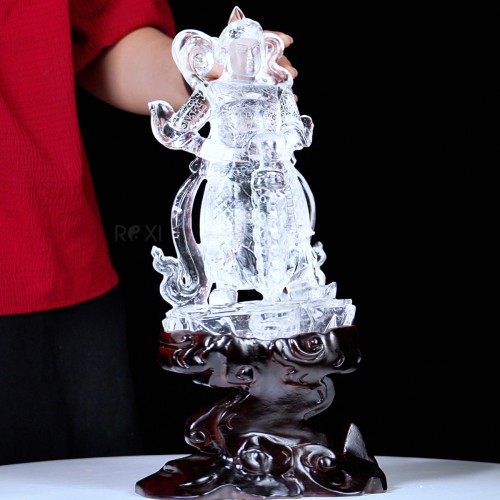 TƯỢNG KIM CANG HỘ PHÁP THẠCH ANH TRẮNG VIP 2,9KG (NGUYÊN ĐÁ)