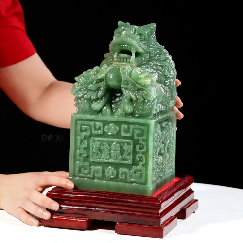 ẤN RỒNG THẠCH ANH XANH 7,79KG - 26CM
